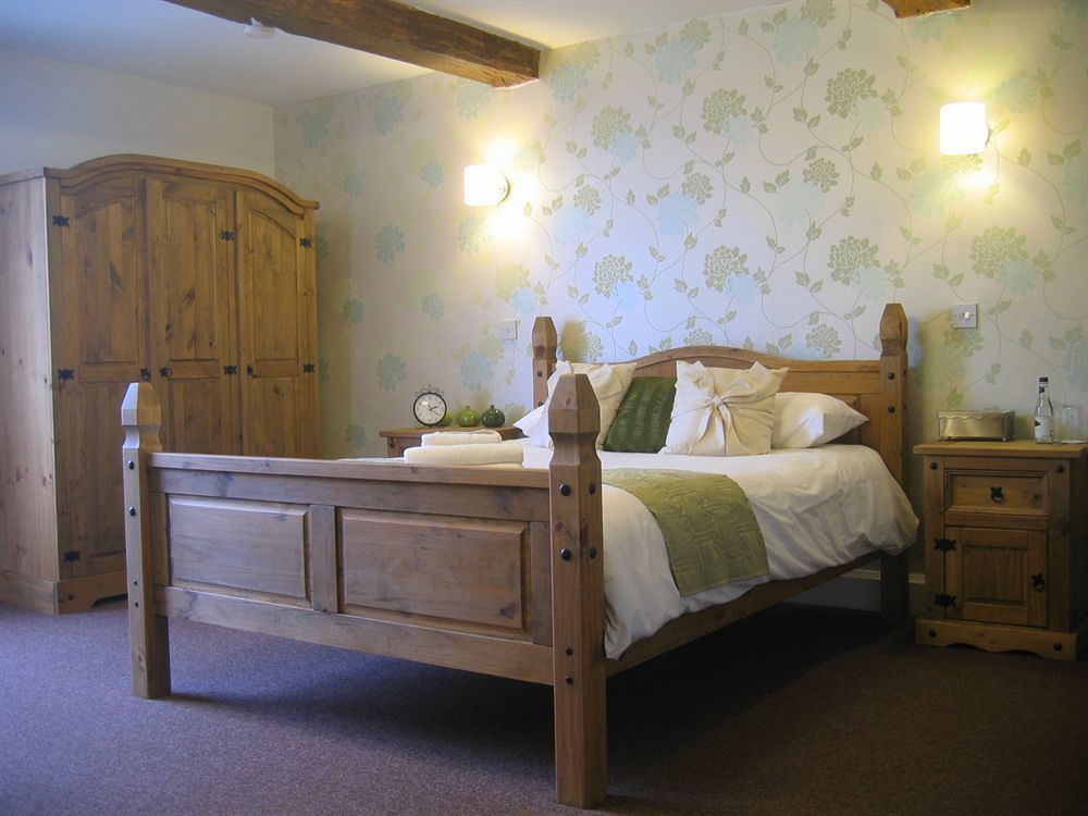 The Littleton Arms Hotell Penkridge Eksteriør bilde