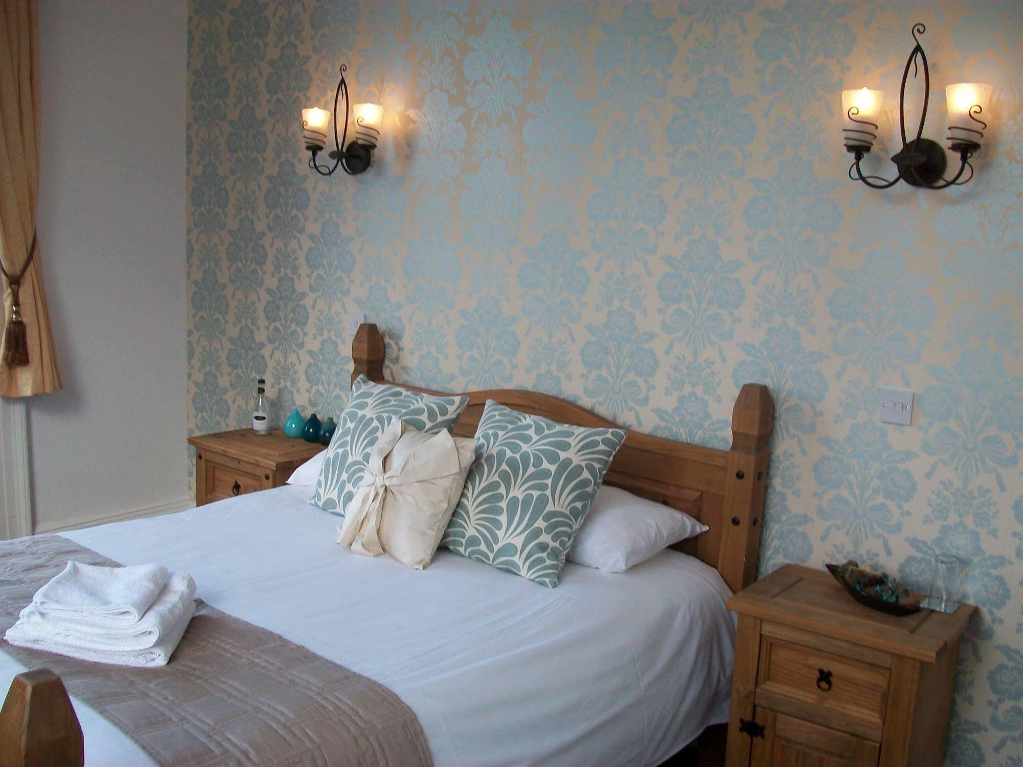 The Littleton Arms Hotell Penkridge Eksteriør bilde