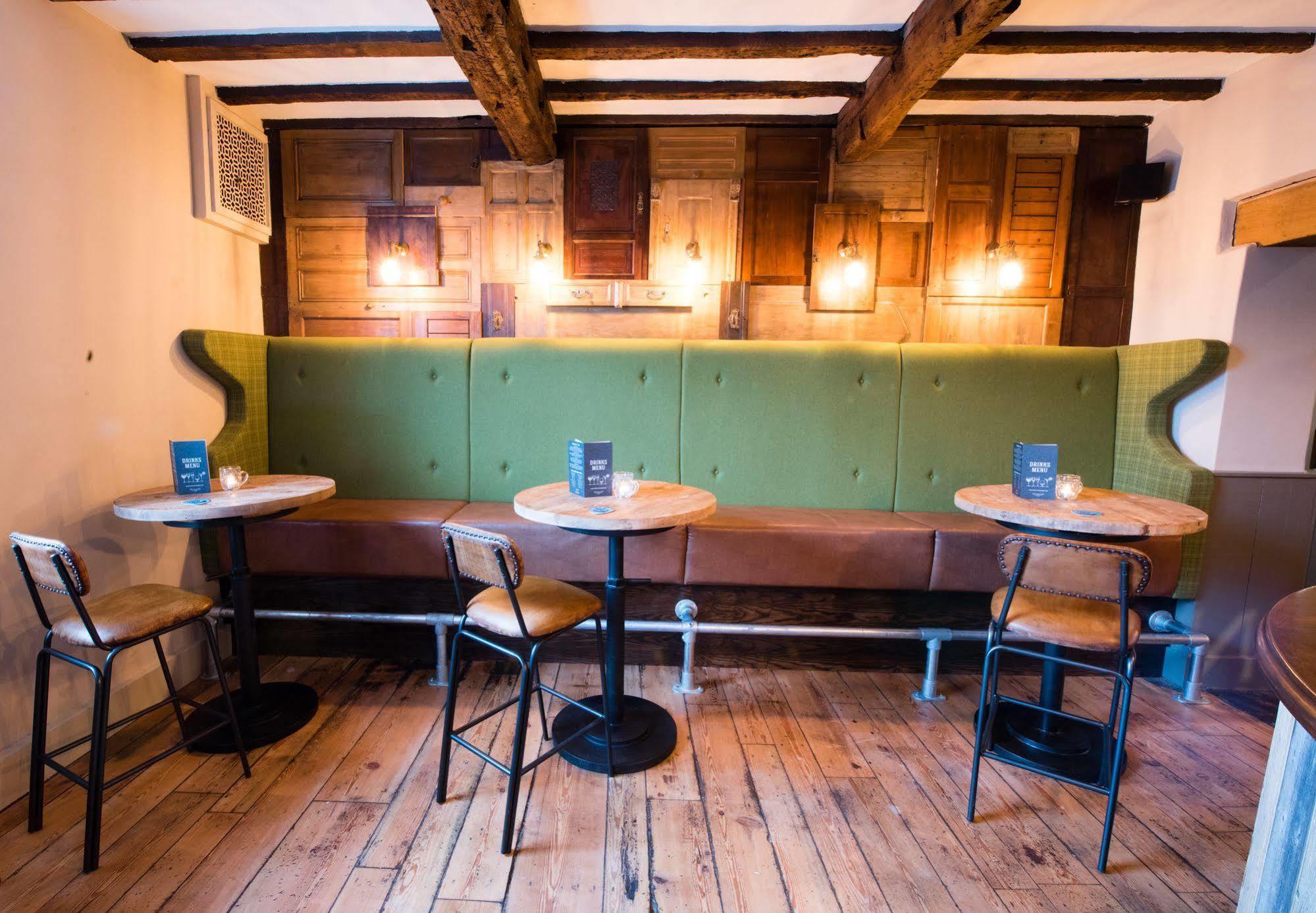 The Littleton Arms Hotell Penkridge Eksteriør bilde